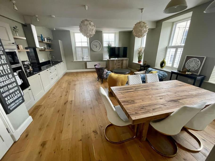 Luxurious 2 Bedroom Apartment In Central Berwick Bagian luar foto
