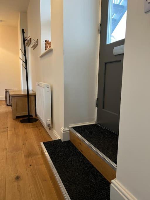 Luxurious 2 Bedroom Apartment In Central Berwick Bagian luar foto