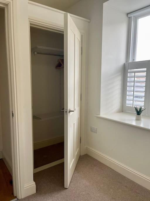 Luxurious 2 Bedroom Apartment In Central Berwick Bagian luar foto